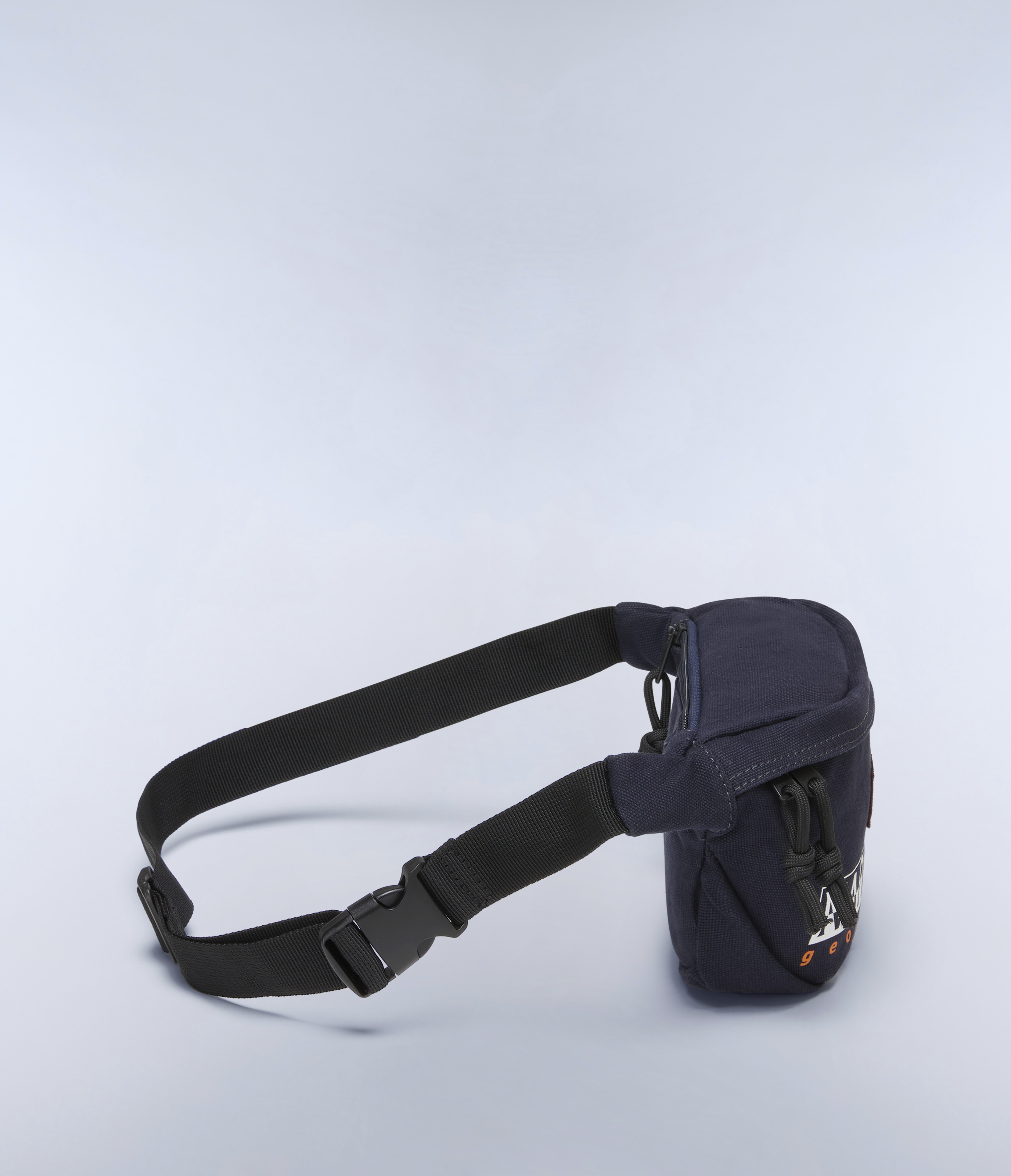 Hering Waist Bag - 2 Lt 4 Hering Waist Bag - 2 Lt