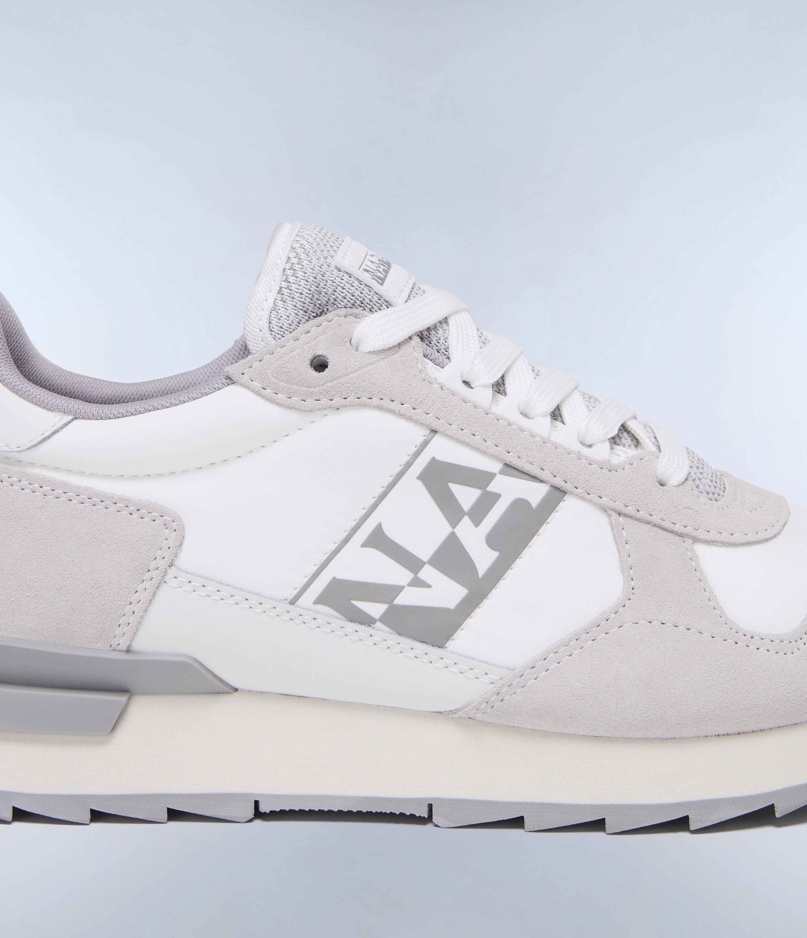 Stab Trainers 8 Stab Trainers