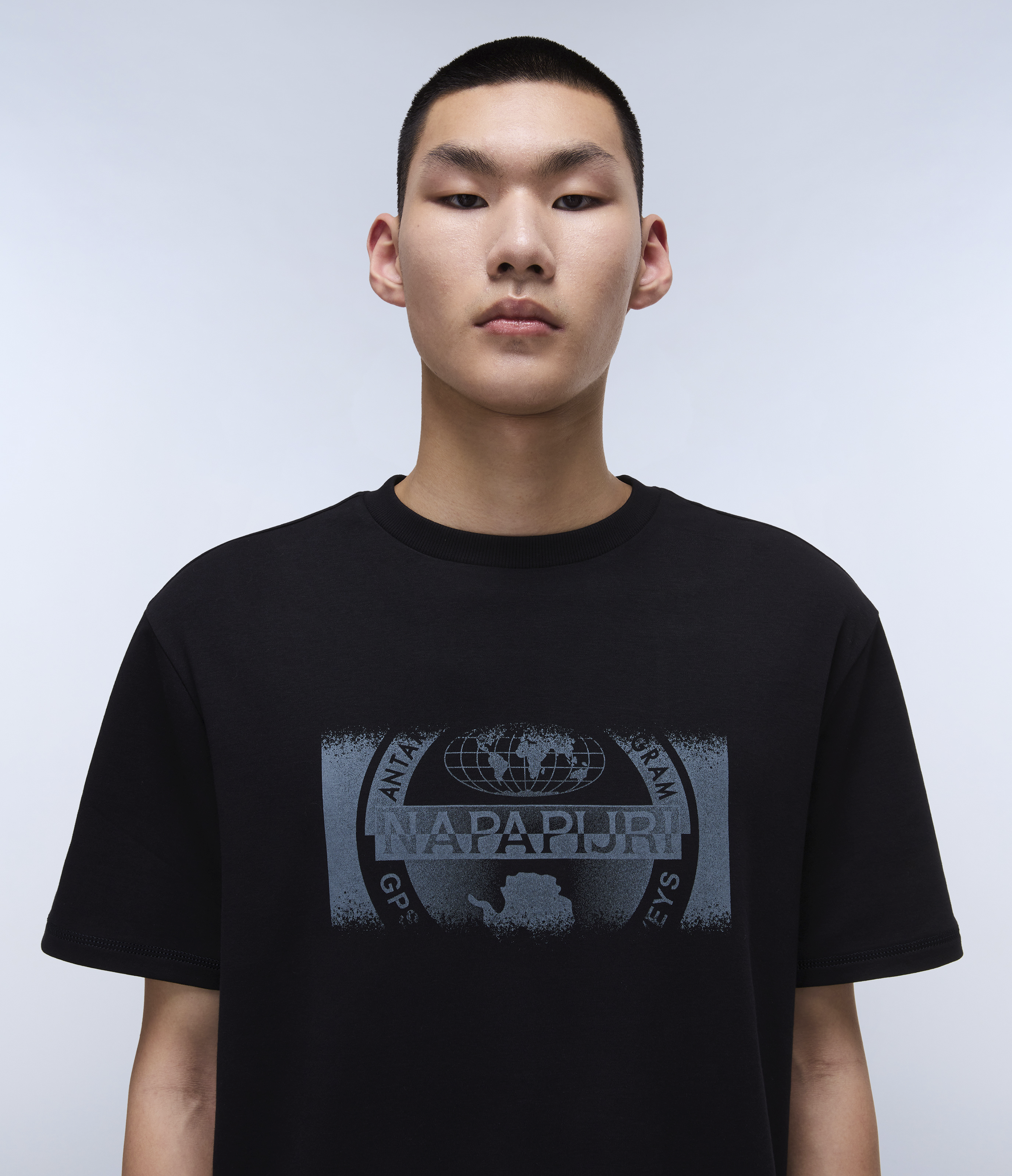 Vanni Short Sleeve T-Shirt 2 Vanni Short Sleeve T-Shirt