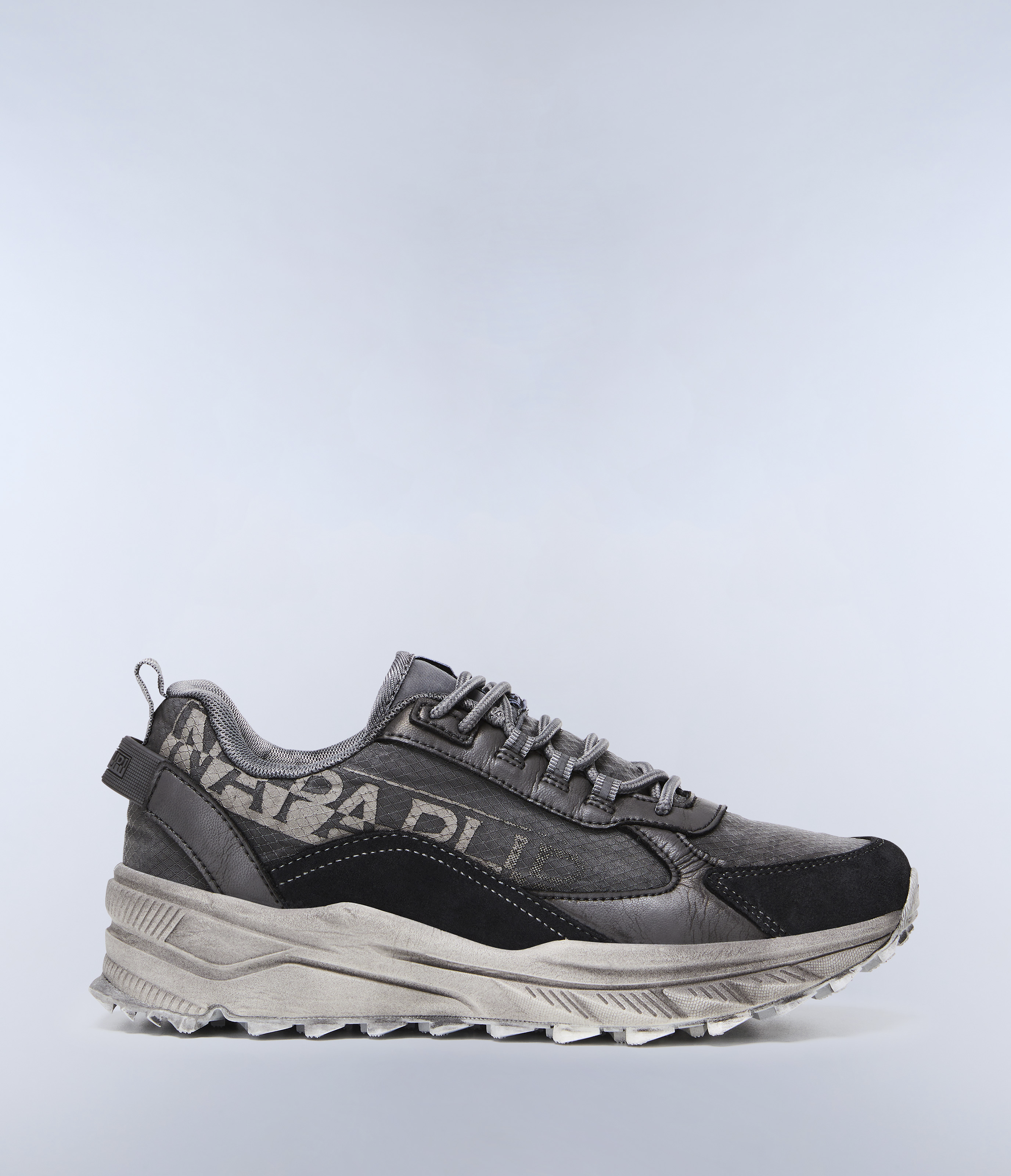 Vertic Trainers 1 Vertic Trainers